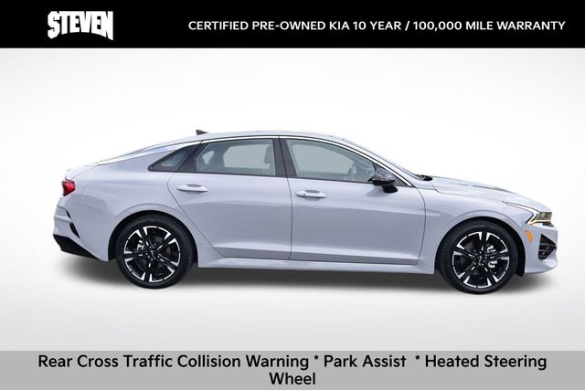 2024 Kia K5 GT-Line photo 4