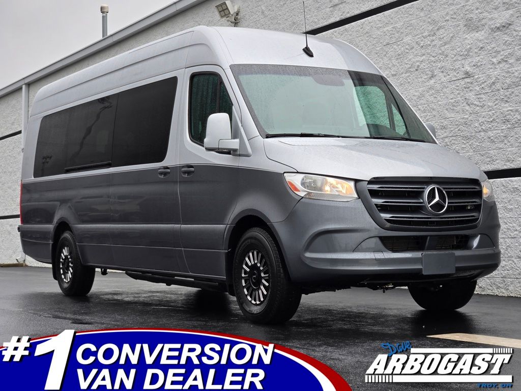 2021 Mercedes-Benz Sprinter Cargo Van Base's photo