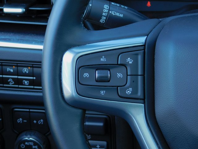 2024 Chevrolet Suburban Premier photo 15