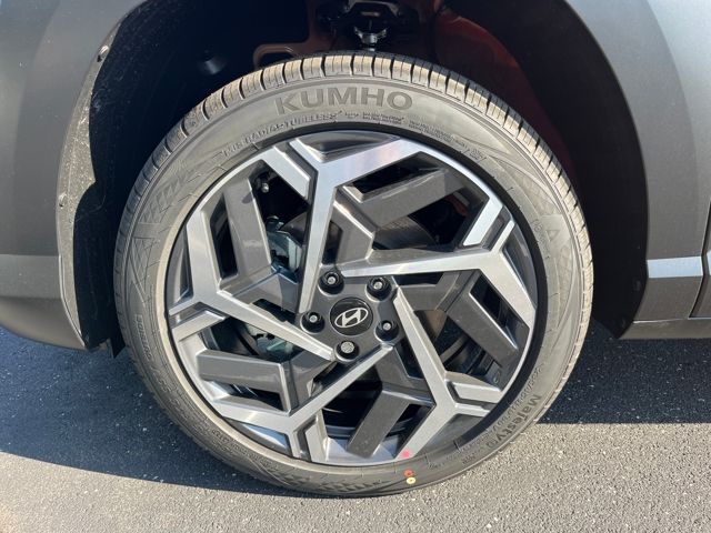 2026 Hyundai Kona SEL photo 7