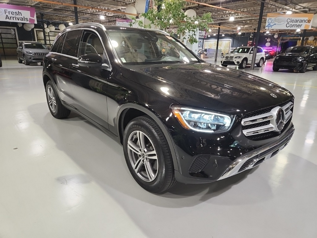 2022 Mercedes Benz GLC 300 4MATIC photo 2