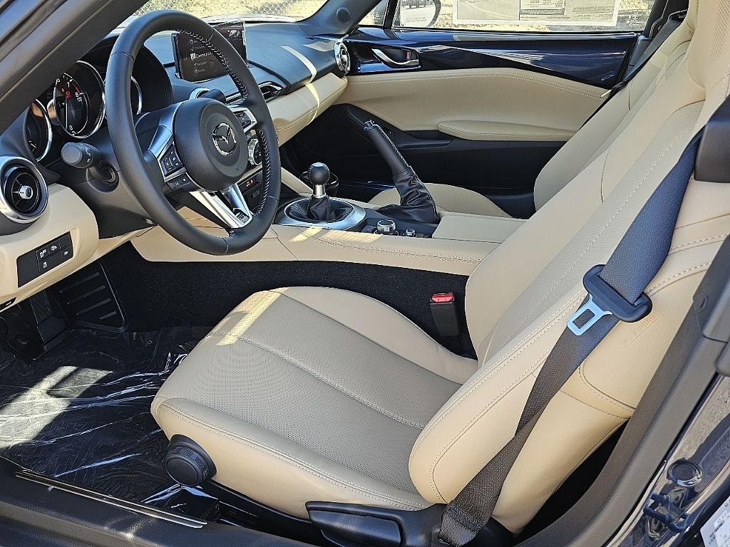 2025 Mazda MX-5 Miata Miata Grand Touring photo 18