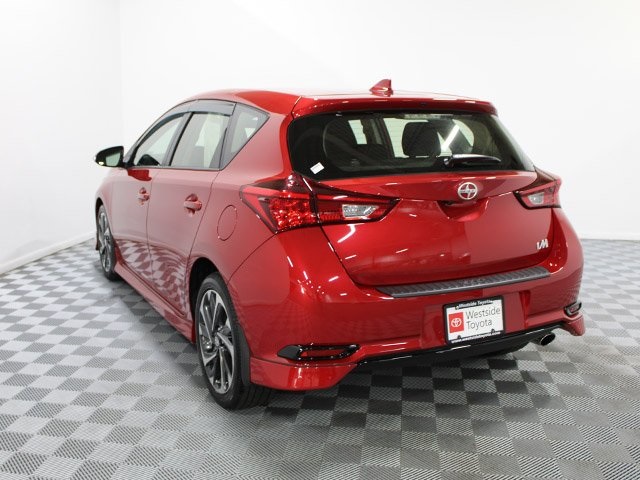 2016 Scion iM Base photo 3