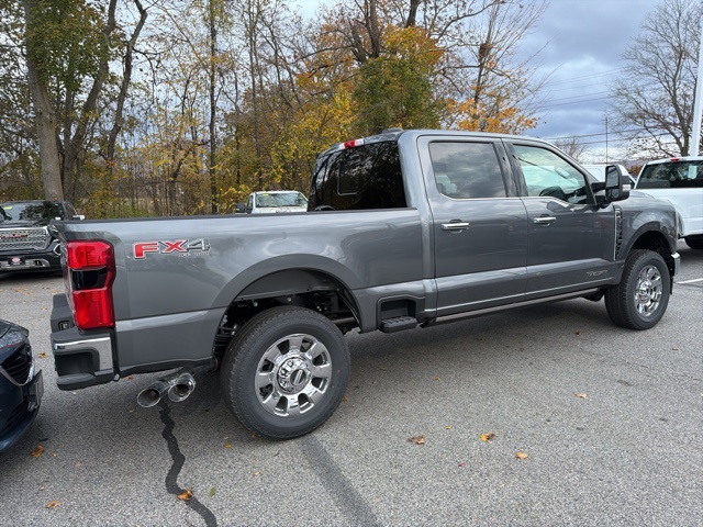 2026 Ford F-350 photo 3