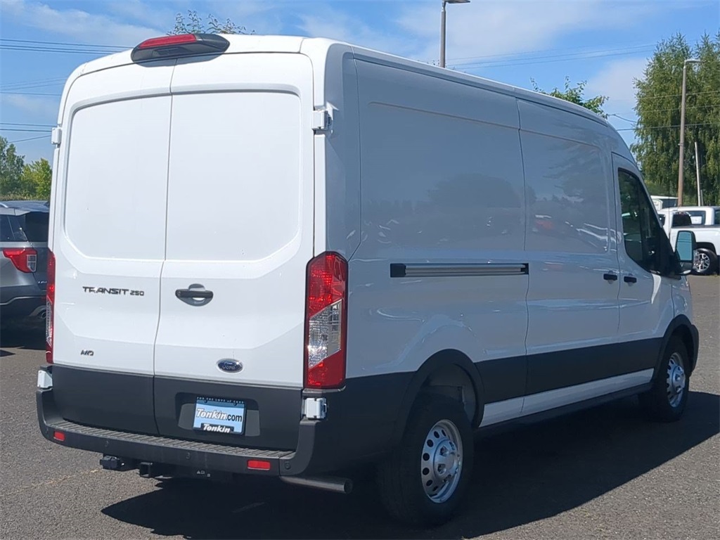 2025 Ford Transit photo 5