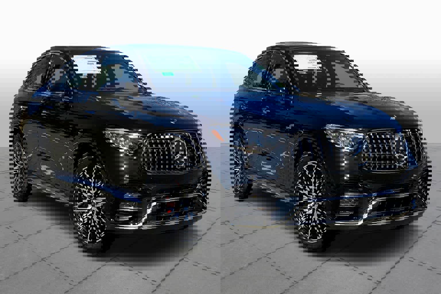 2025 Mercedes Benz GLC AMG 63 S E PERFORMANCE photo 2