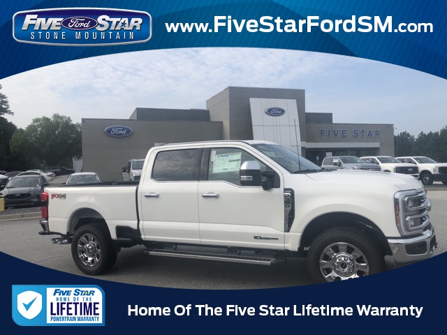 2025 Ford F-350 Super Duty Lariat's photo