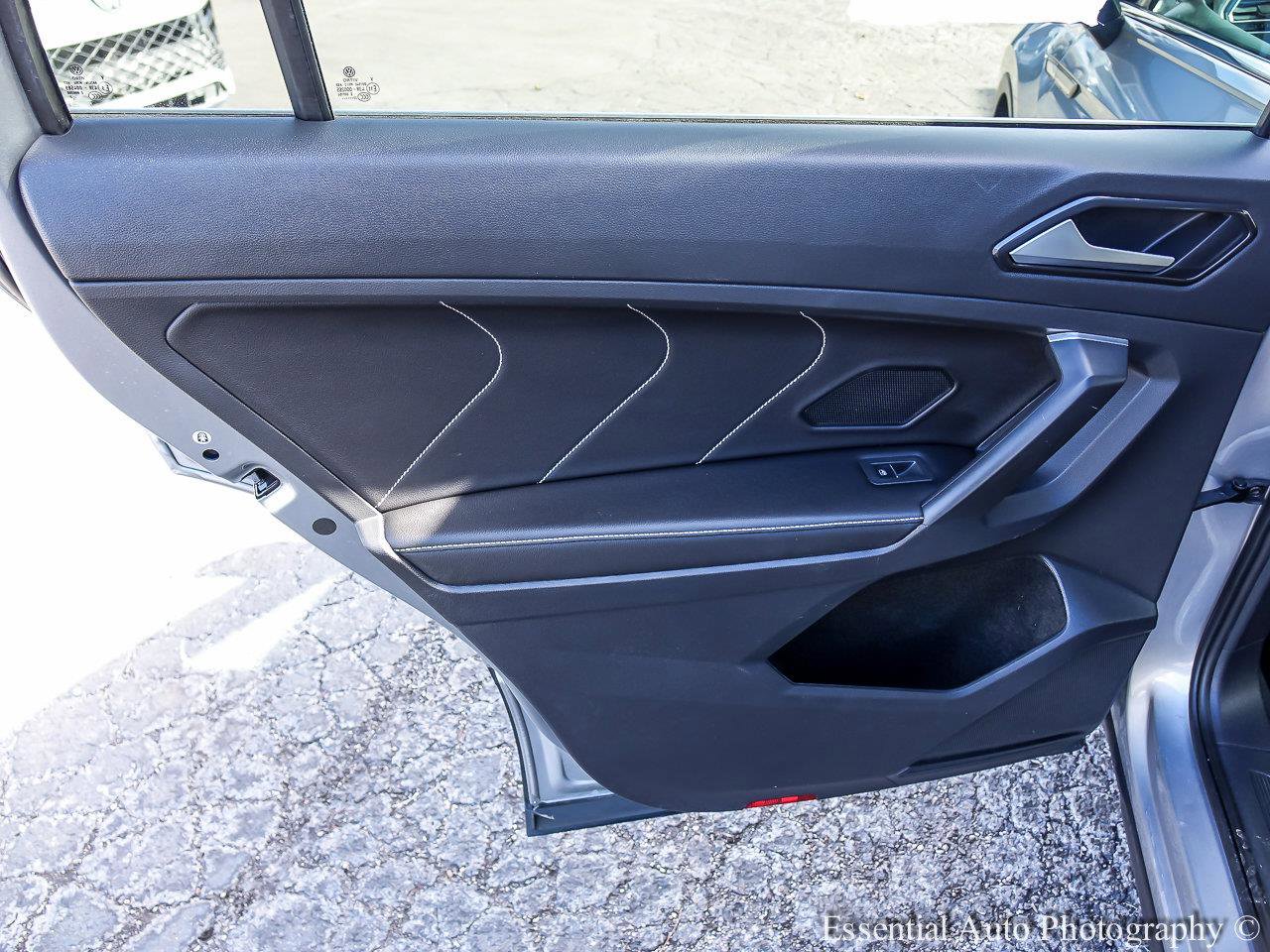 2022 VOLKSWAGEN TIGUAN - Image 18