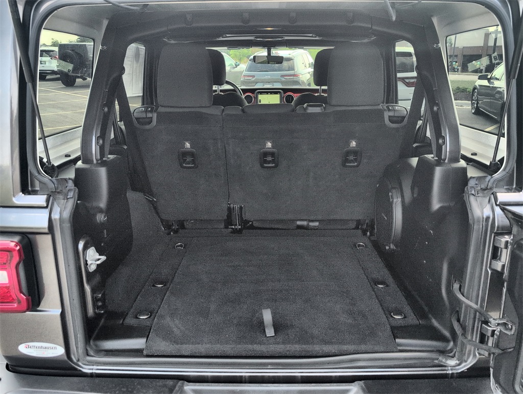 2018 Jeep Wrangler Unlimited Rubicon photo 23