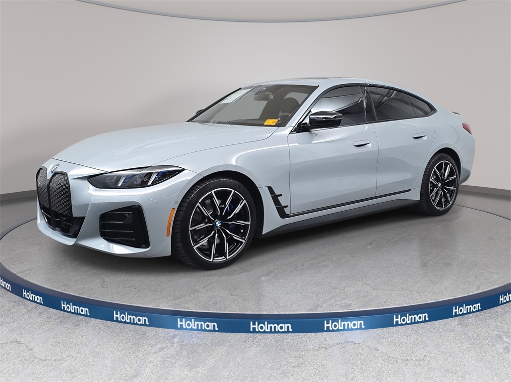 2025 BMW i4 40's photo