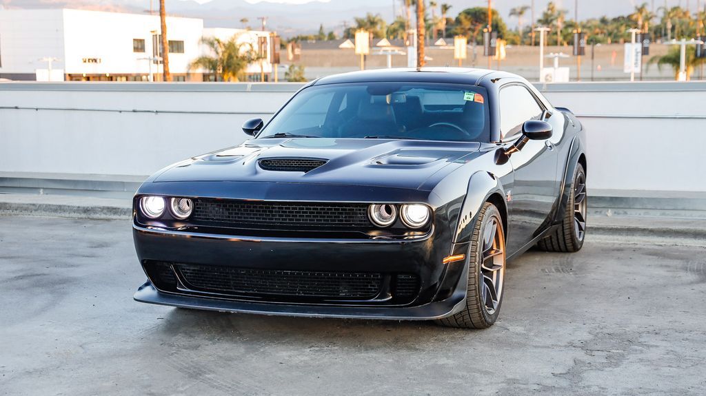 2020 Dodge Challenger R/T Scat Pack Widebody photo 4