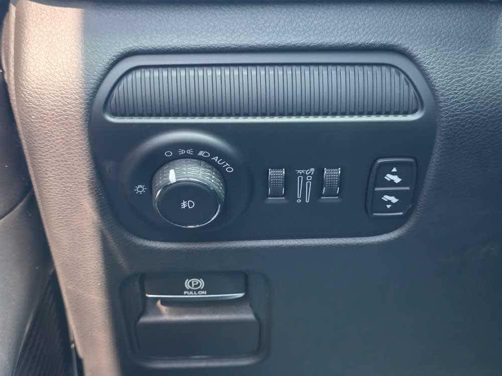 2022 Jeep Wagoneer Series III photo 21