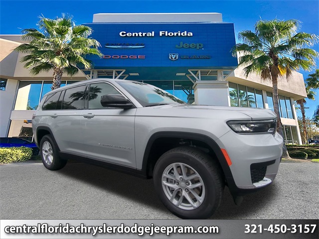 2025 Jeep Grand Cherokee L Laredo's photo