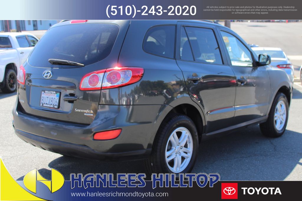 2010 Hyundai Santa Fe GLS photo 2