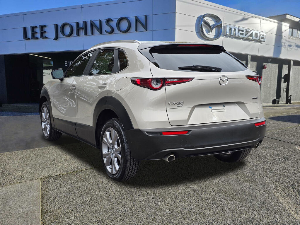 2022 Mazda CX-30 2.5 S Preferred photo 2