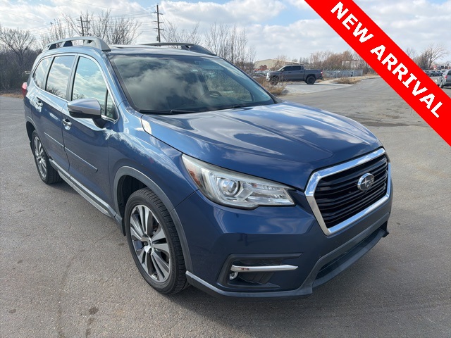 2019 Subaru Ascent Touring's photo