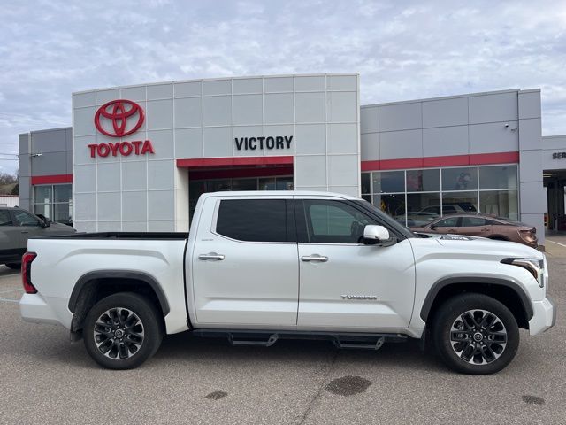 2023 Toyota Tundra Limited photo 3