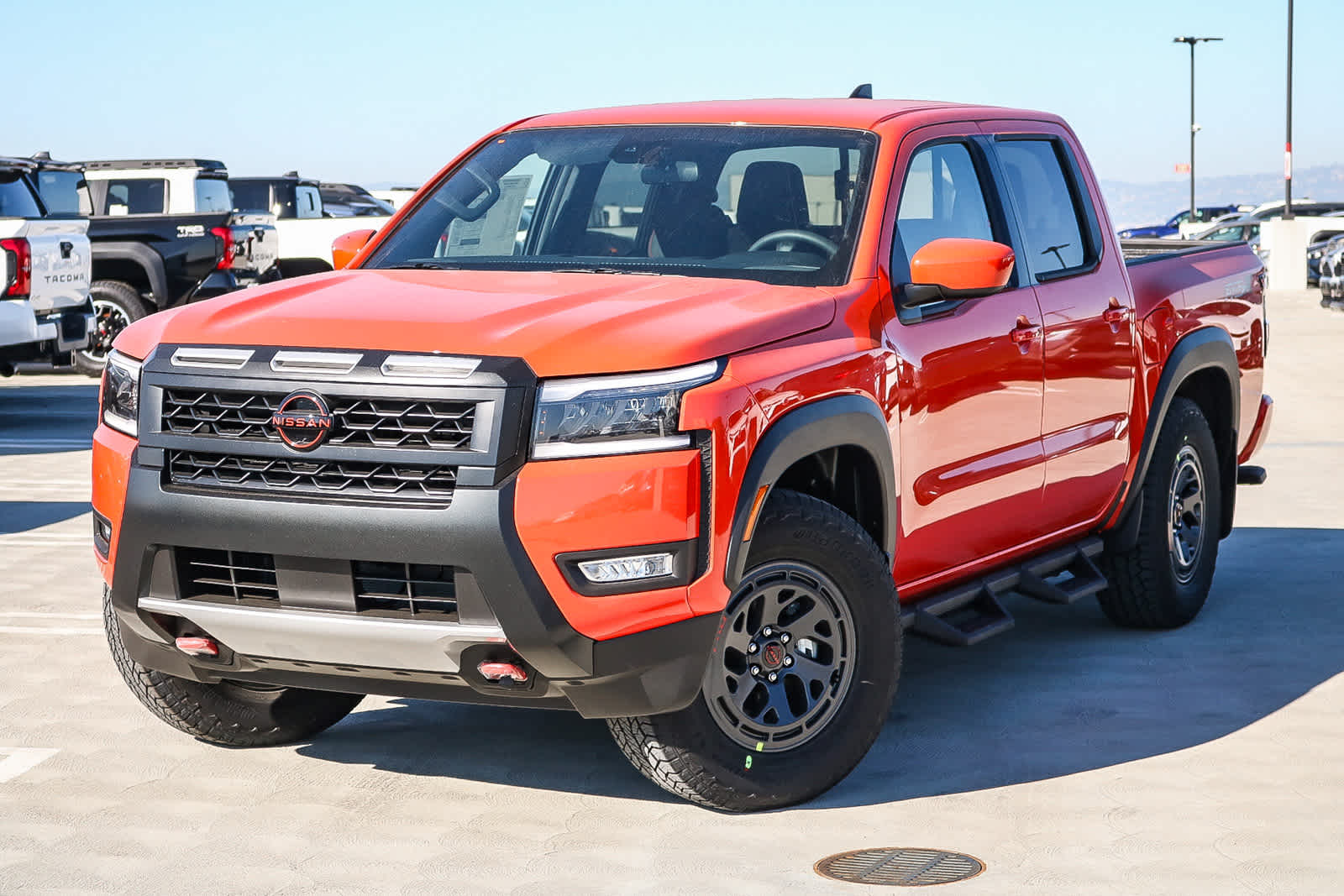 2026 Nissan Frontier PRO-X's photo