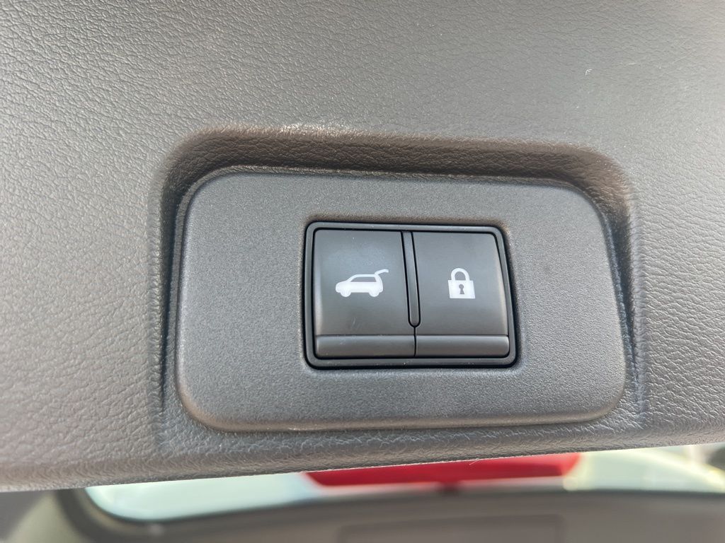 2024 Nissan Rogue Platinum photo 14