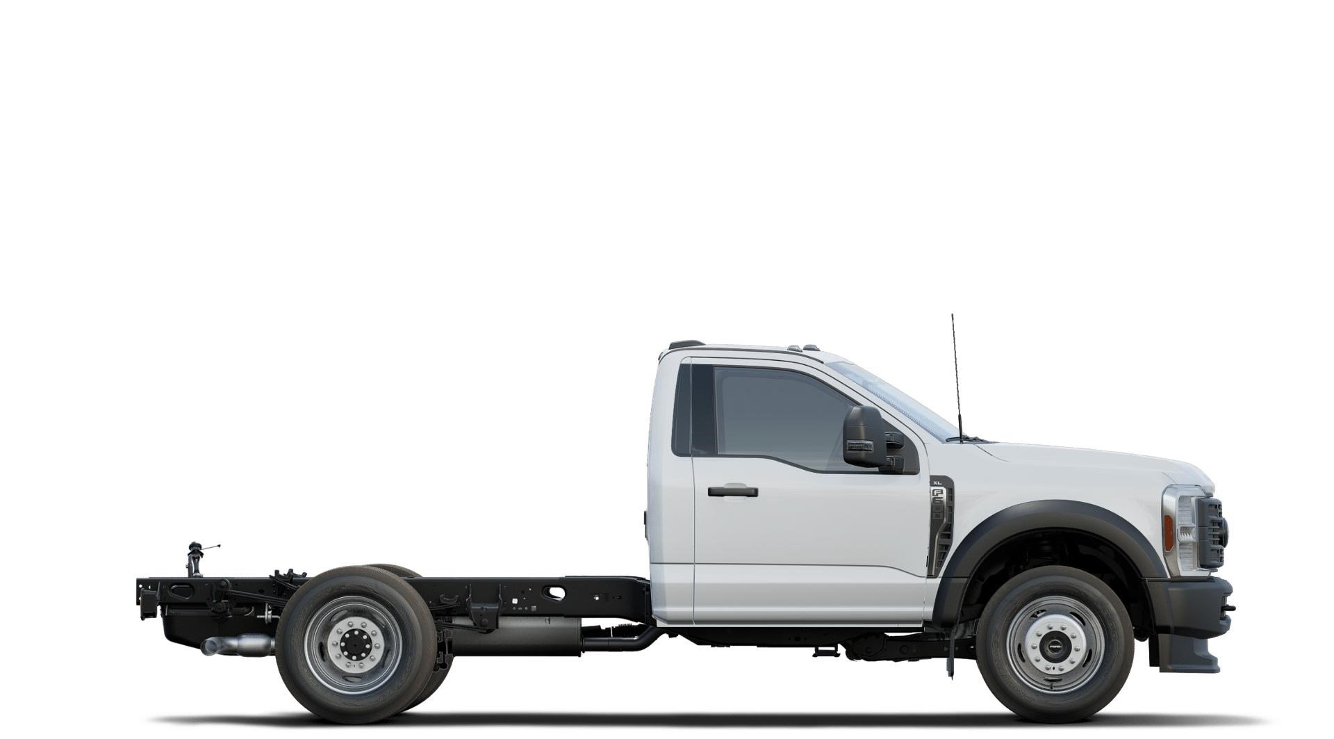 2024 Ford F-600 photo 4