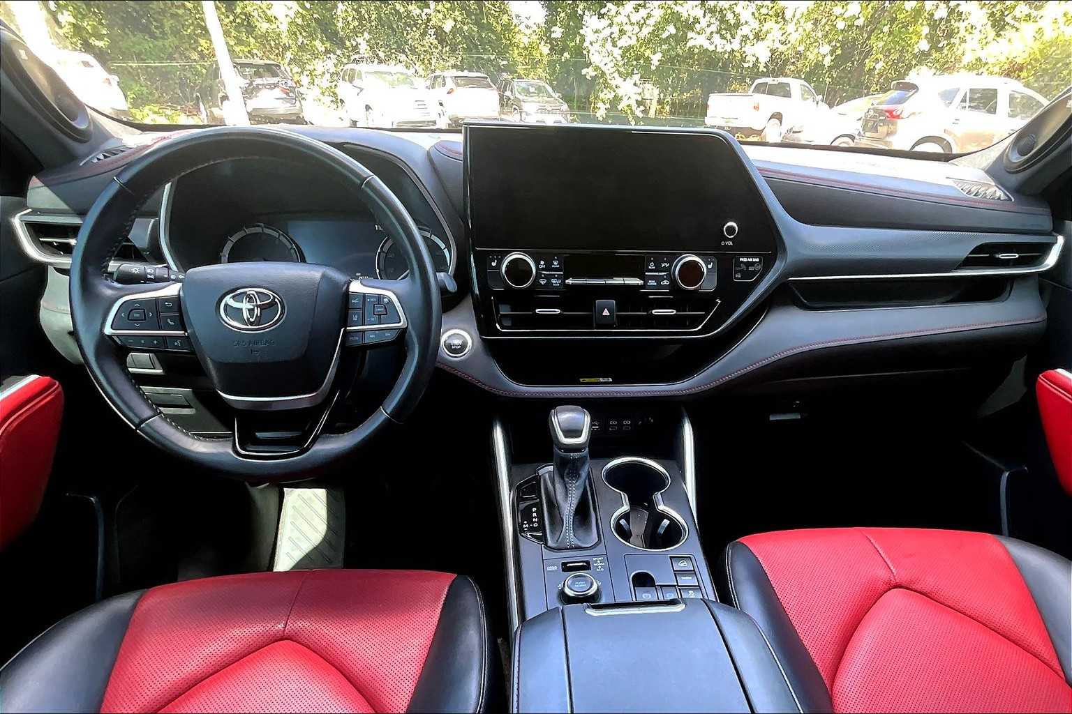 2023 Toyota Highlander XSE photo 15