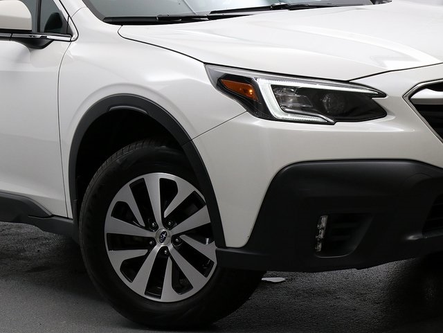 2022 Subaru Outback Premium photo 3