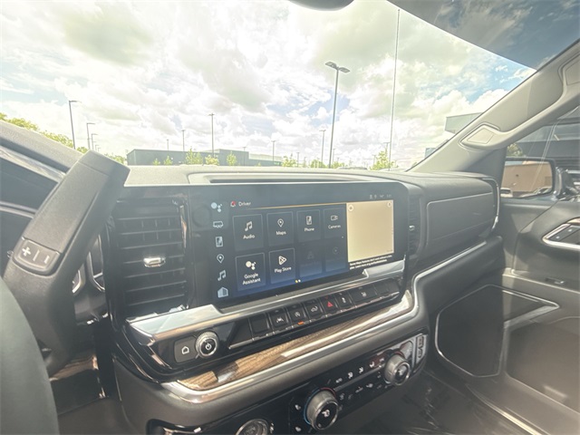 2024 Chevrolet Silverado 1500 LT photo 16