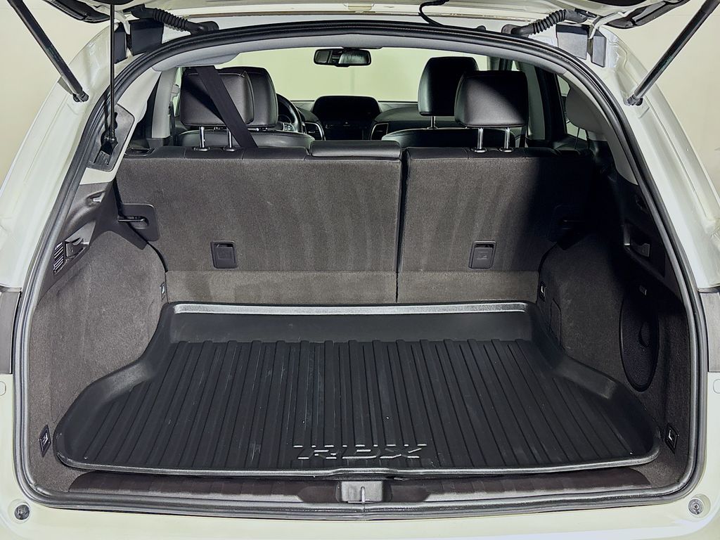 2017 Acura RDX Advance photo 22
