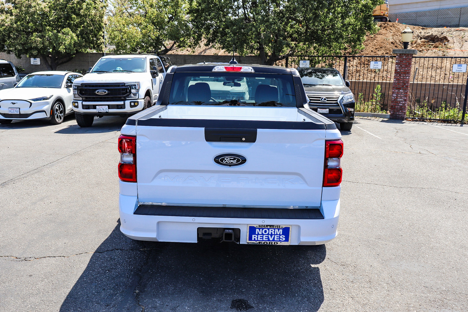 2025 Ford Maverick Lobo Standard