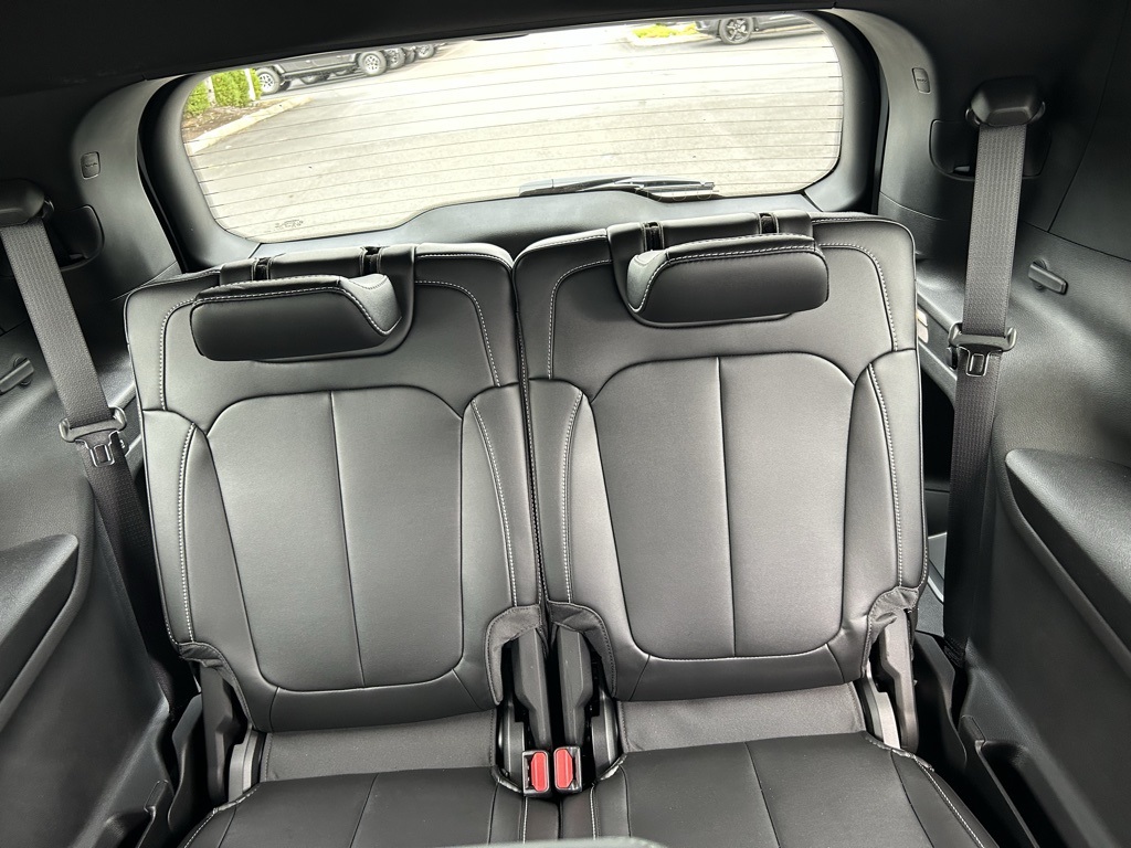 2025 Jeep Grand Cherokee Limited photo 25