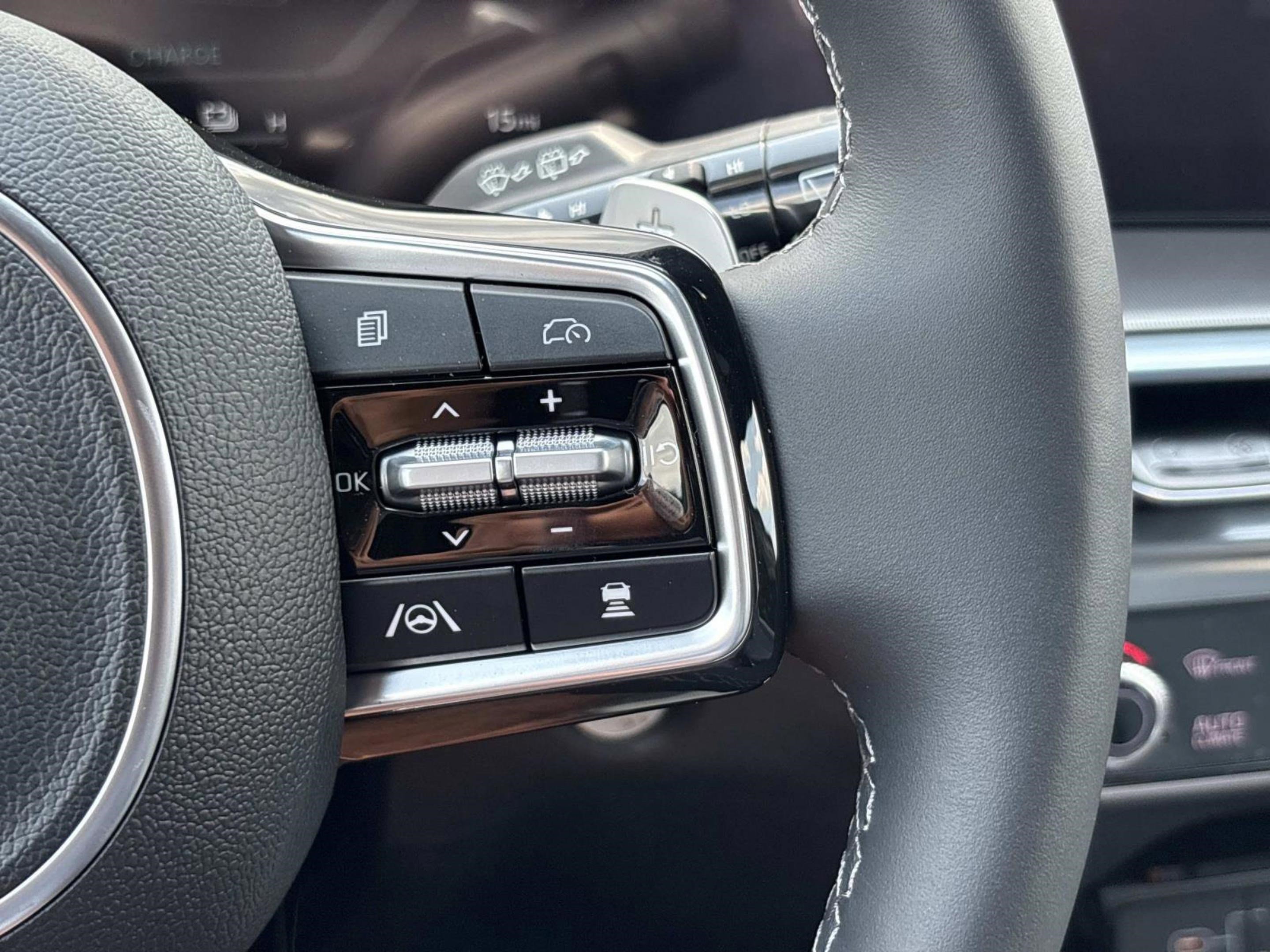 2025 Kia Sorento Hybrid SX Prestige photo 26