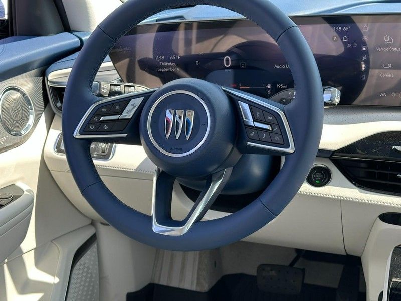 2026 Buick Enclave Avenir photo 8