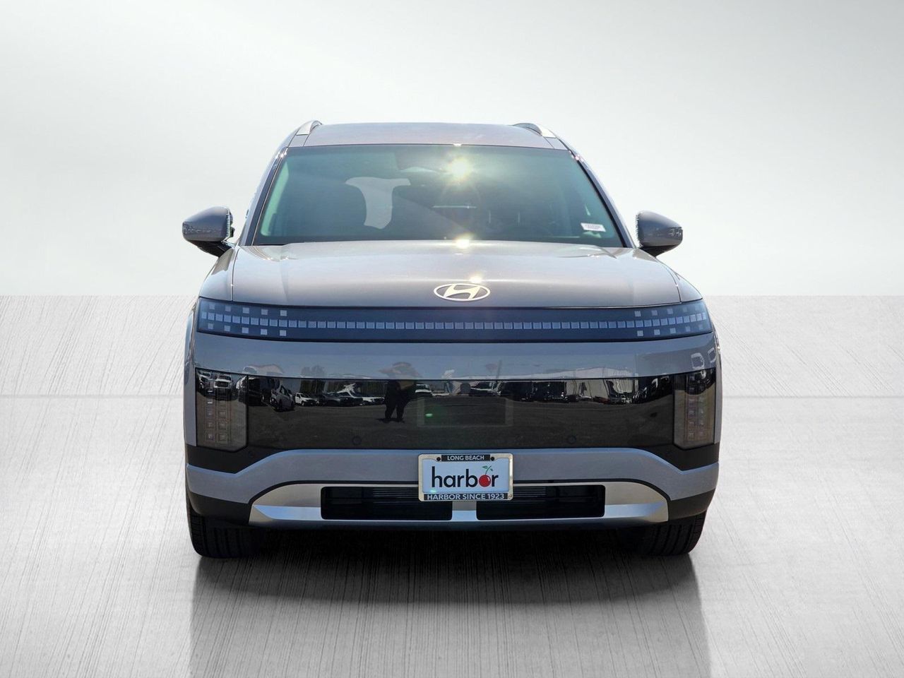 2026 Hyundai Ioniq photo 2