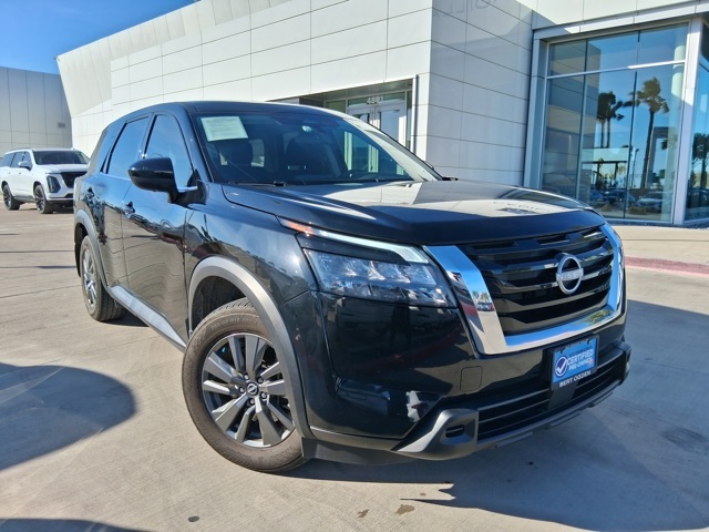 2024 Nissan Pathfinder S