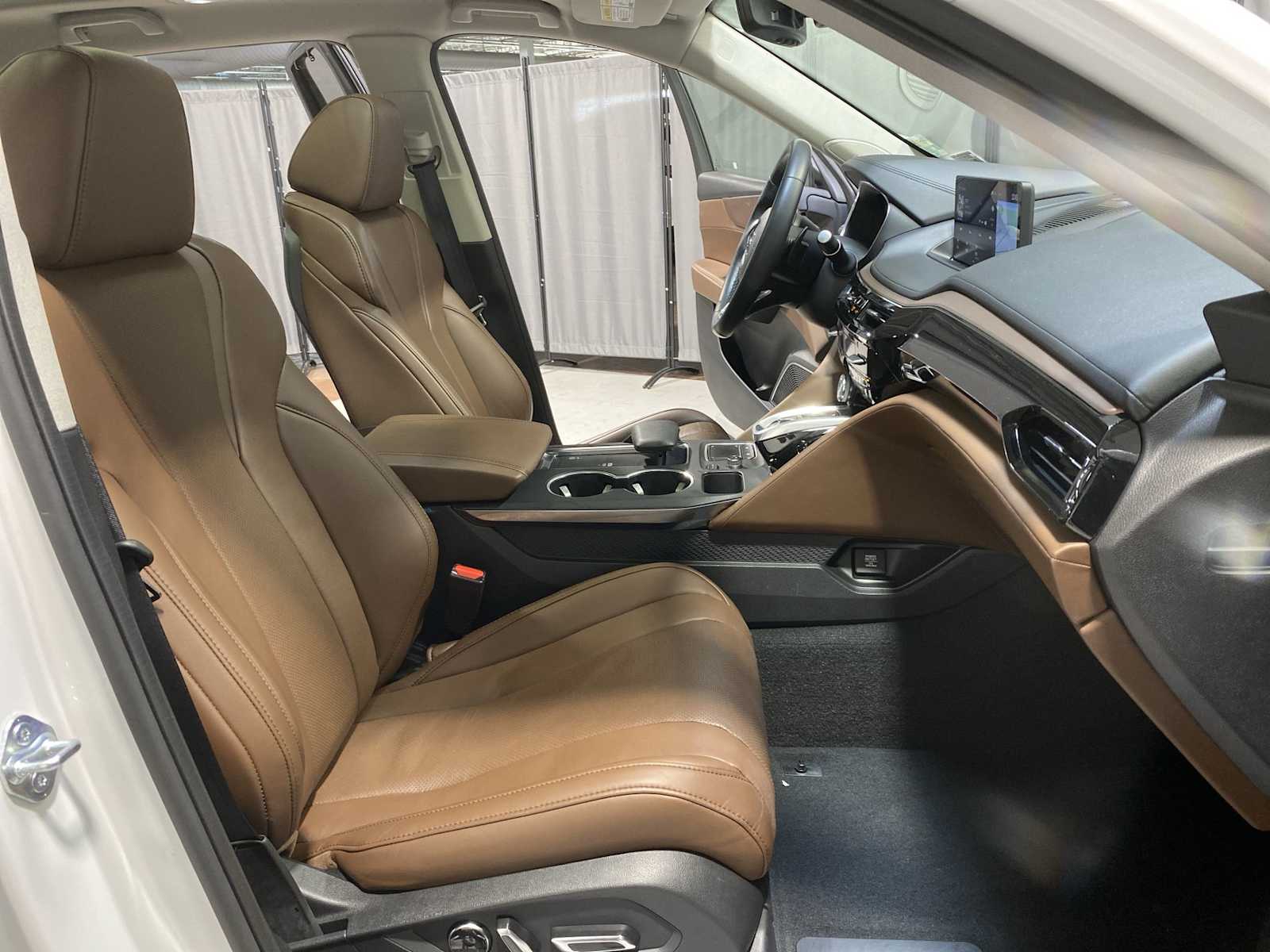 2023 Acura MDX Technology SH-AWD photo 14