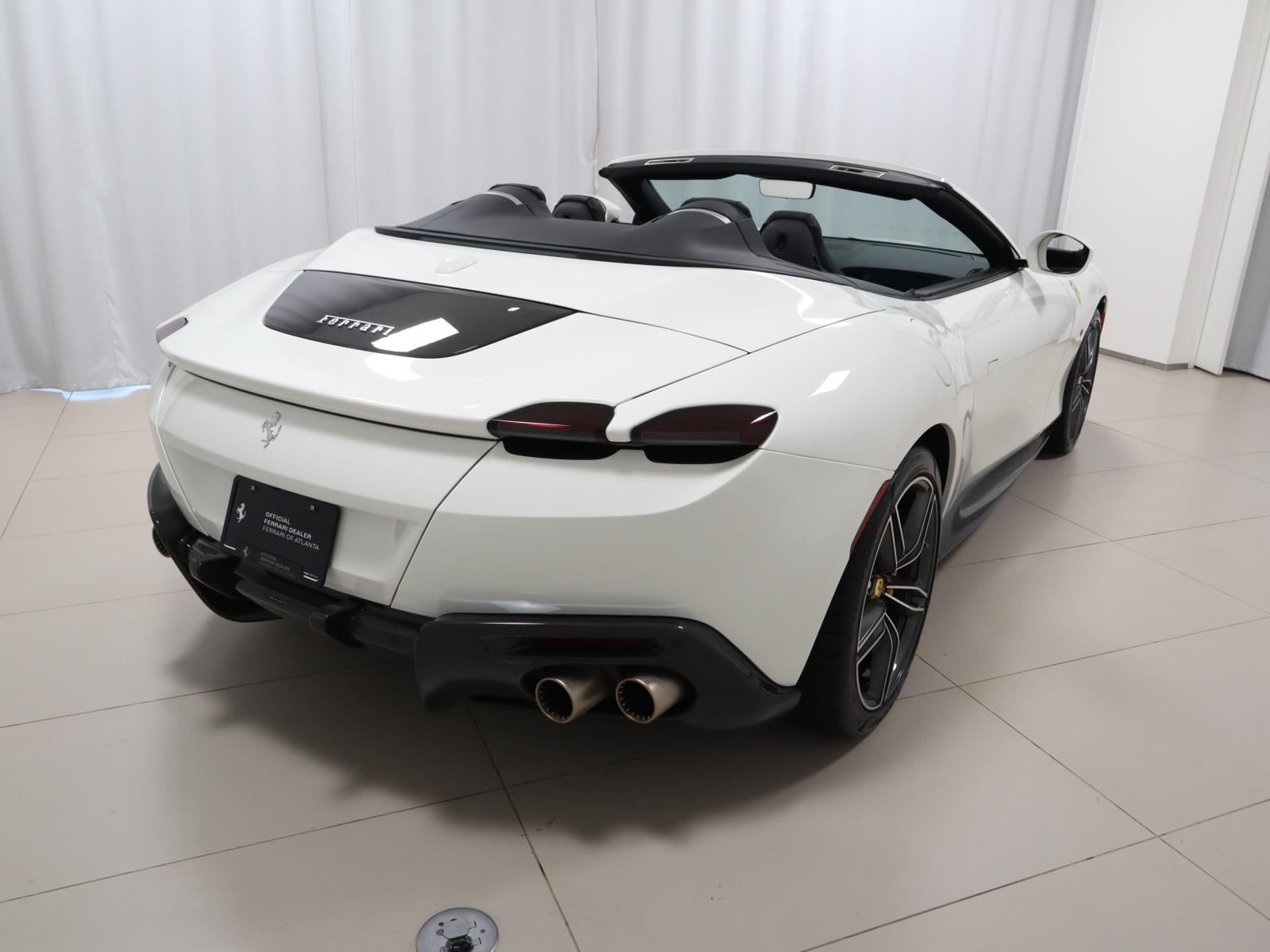 2024 Ferrari Roma Spider photo 10