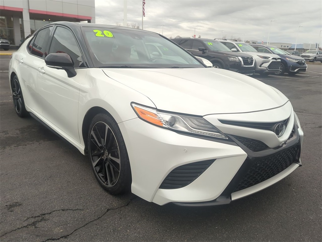 2020 Toyota Camry XSE's photo