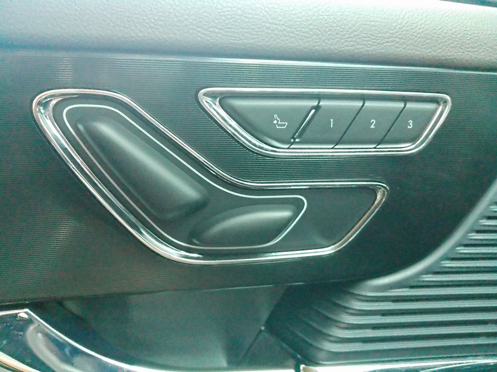 2020 Lincoln Corsair Standard photo 34