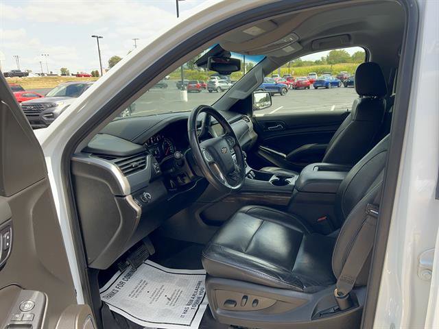 2018 Chevrolet Suburban LT photo 18
