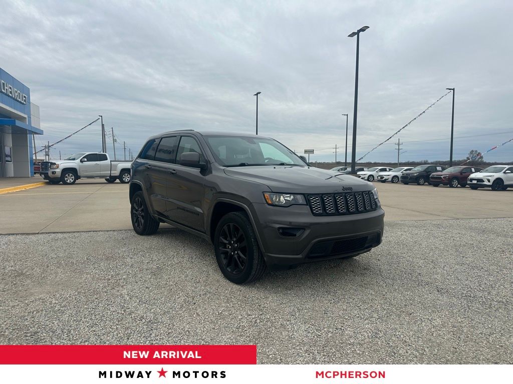 2021 Jeep Grand Cherokee Laredo X's photo