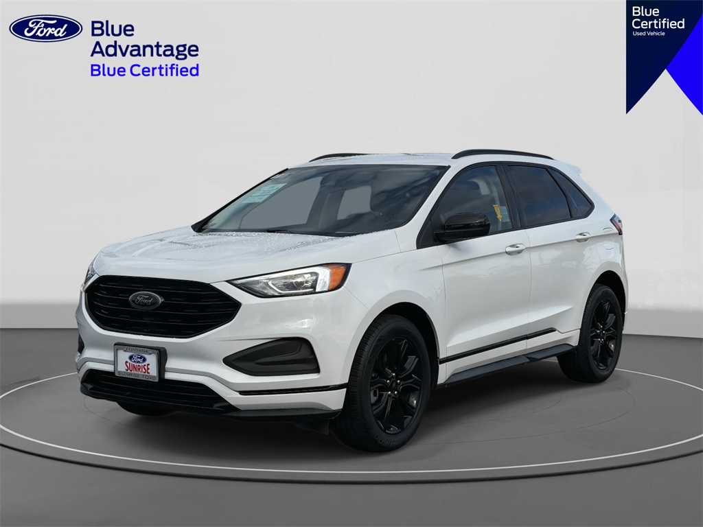 2022 Ford Edge SE's photo