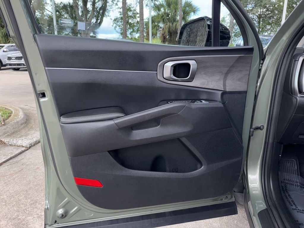 2024 Kia Sorento X-Line EX photo 14