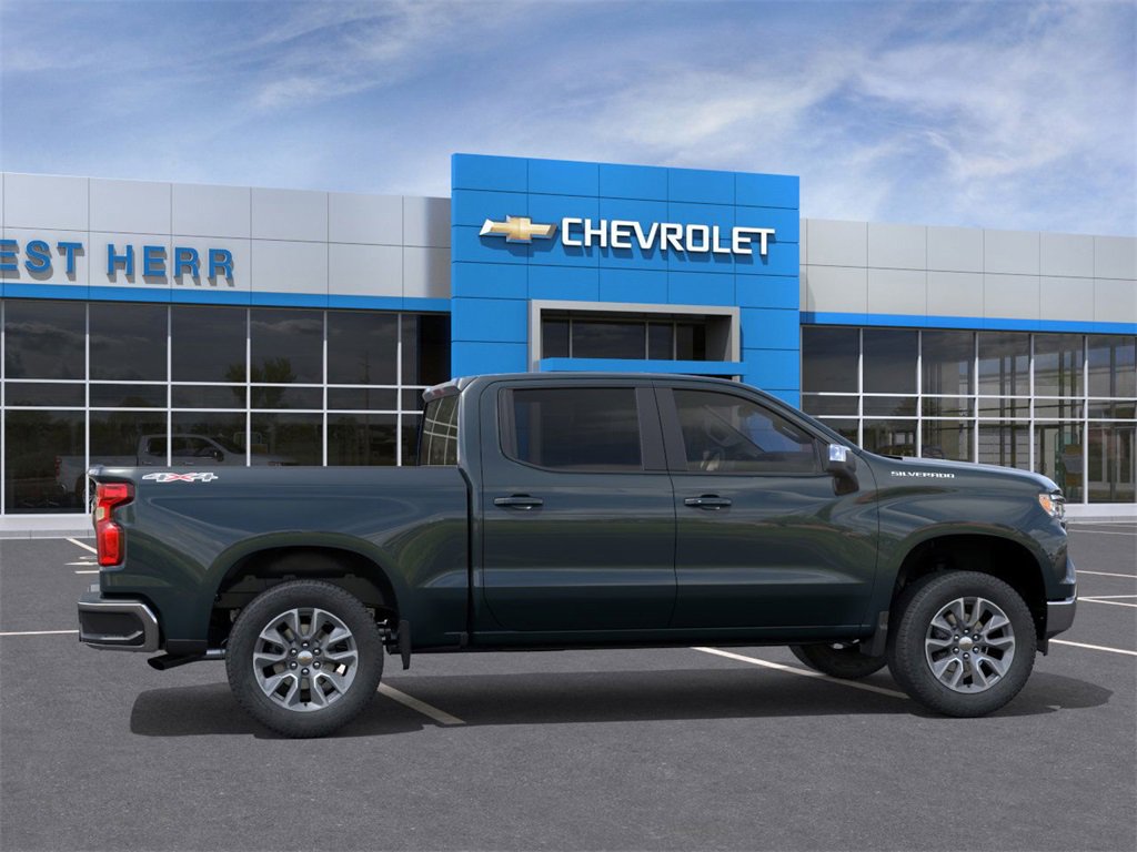 2026 Chevrolet Silverado 1500 LT photo 4