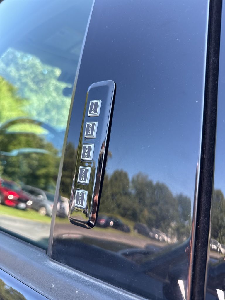2024 Ford F-150 XLT photo 21