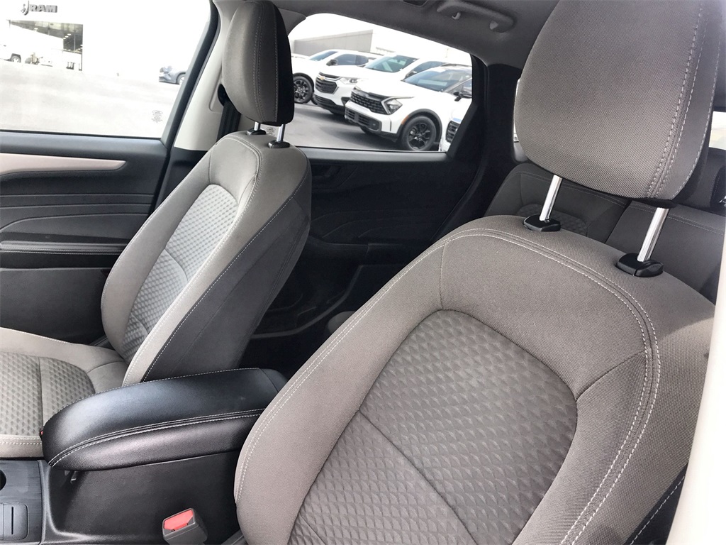 2022 Ford Escape SE photo 11