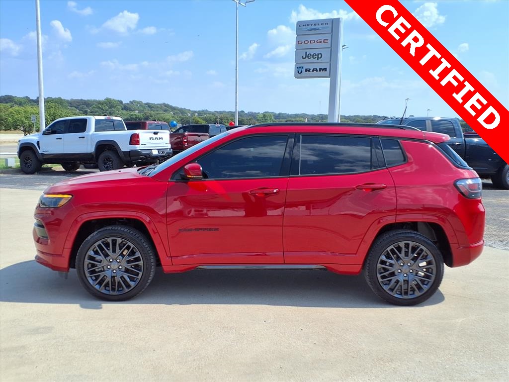2023 Jeep Compass Limited photo 2
