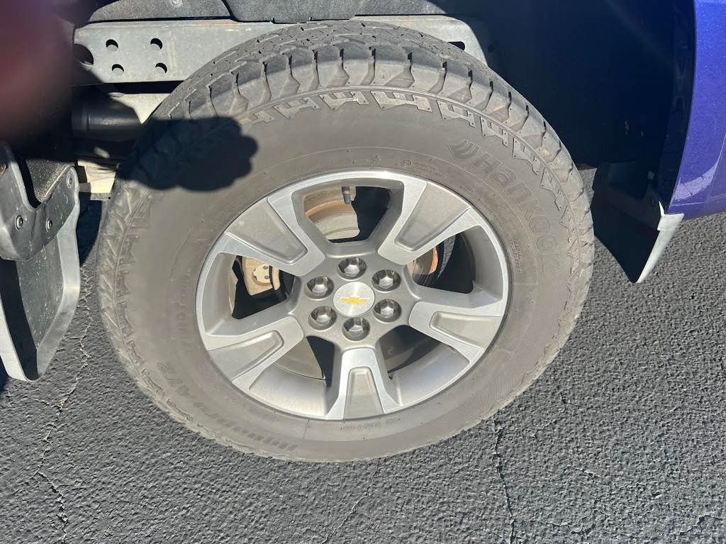 2016 Chevrolet Colorado Z71 photo 3