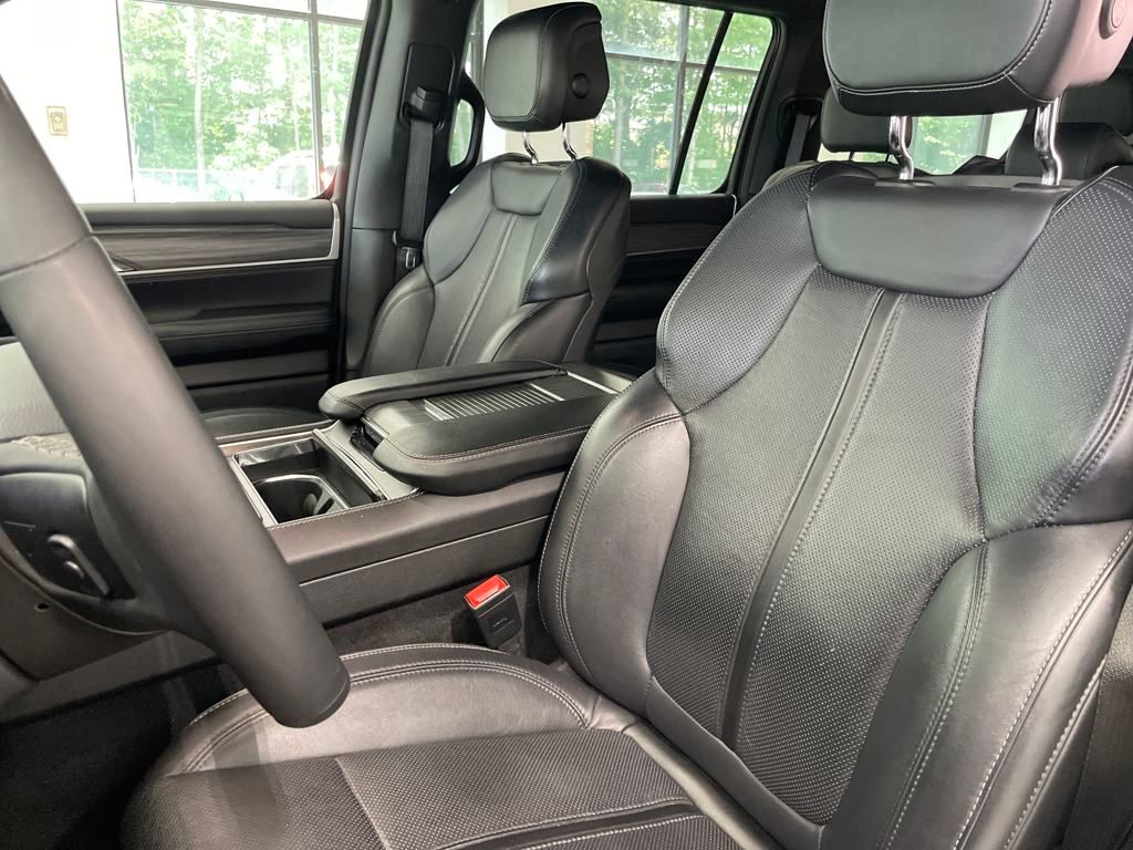 2024 Jeep Wagoneer Series II photo 9