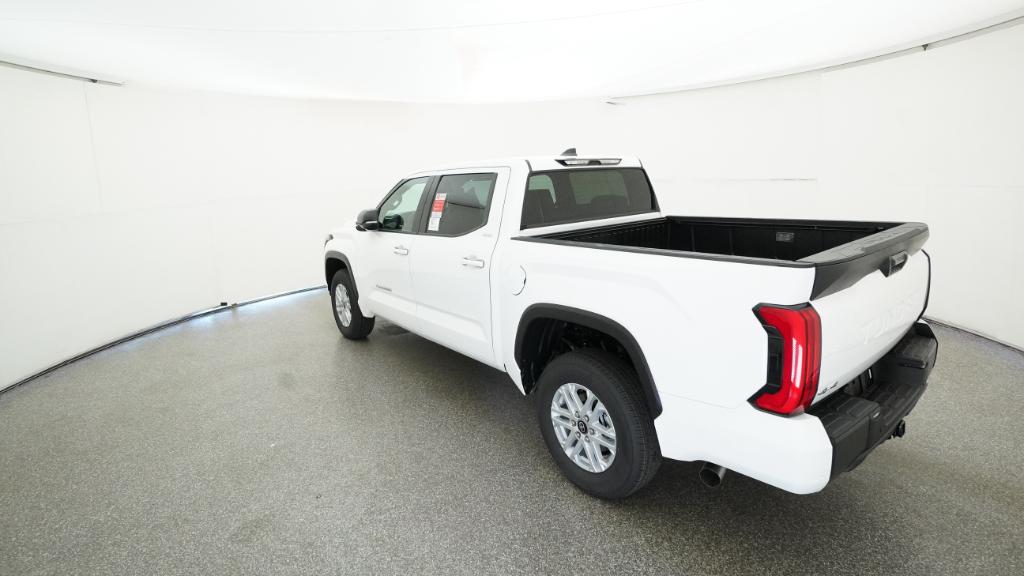 2026 Toyota Tundra SR5 CrewMax photo 13