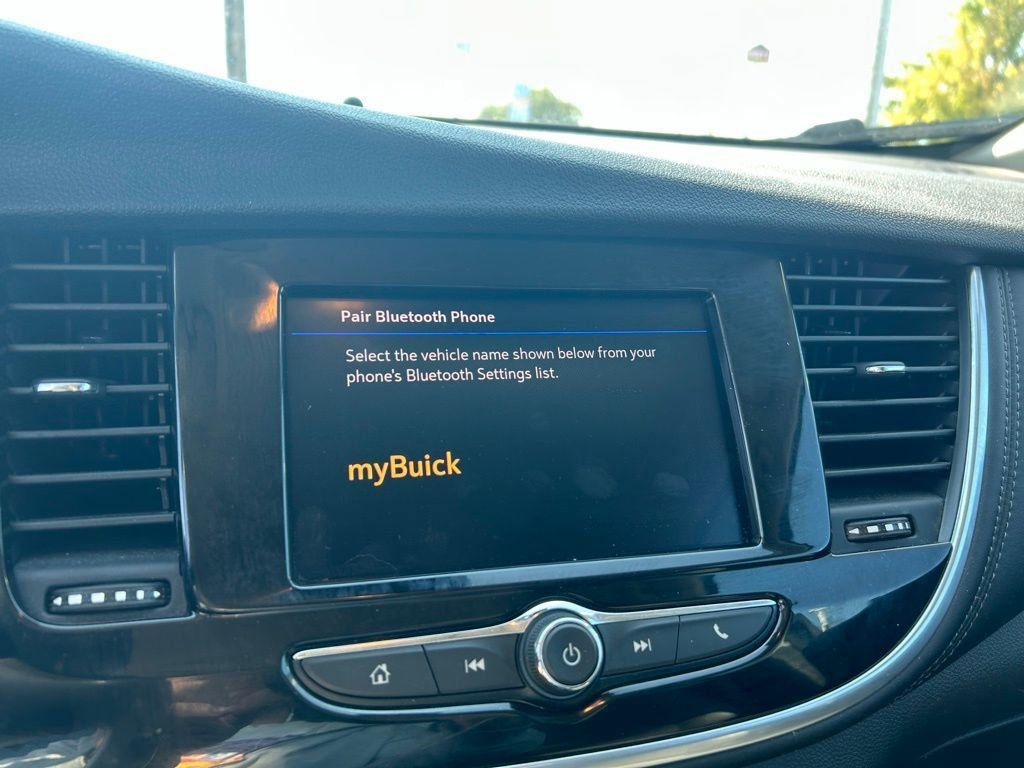 2022 Buick Encore Preferred photo 14